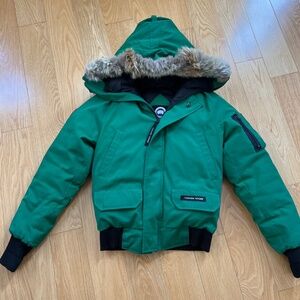 Canada goose chilliwack bomber youth size medium